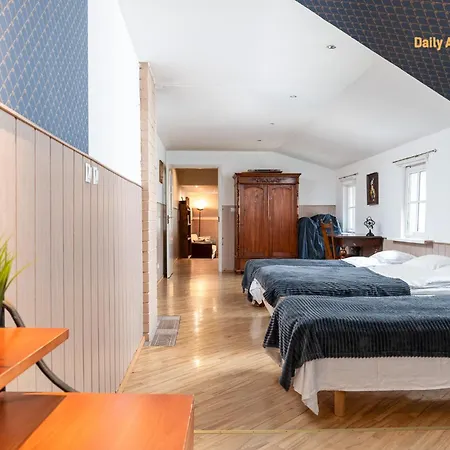 Luxury - Old Town By Rikas *